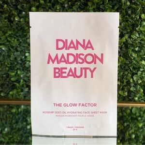 Diana Madison Beauty The Glow Factor Rosehip Seed Oil Hydrating Face Sheet Mask🆕